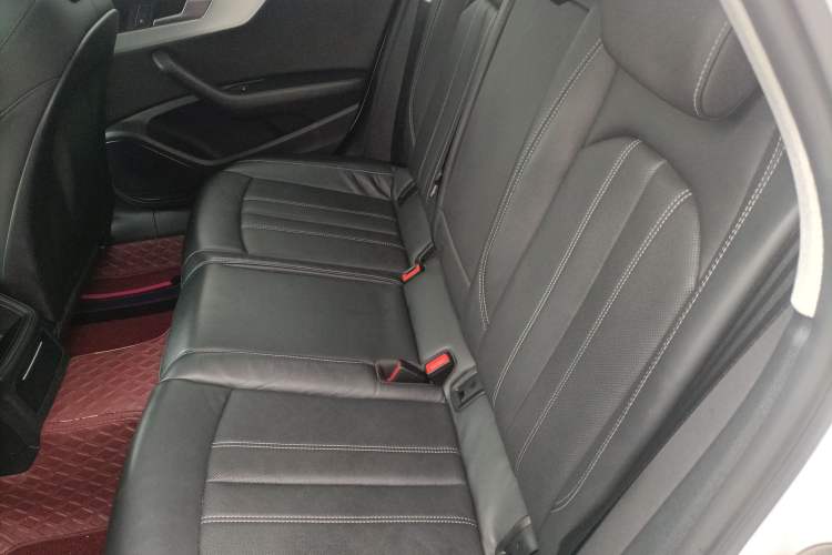 Used Audi A4L 2022 40 TFSI Fashion Dynamic Model Left Rear Seat
