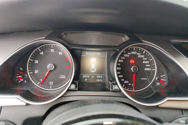 Used Audi A5 2013 Sportback 40 TFSI Instrument Cluster