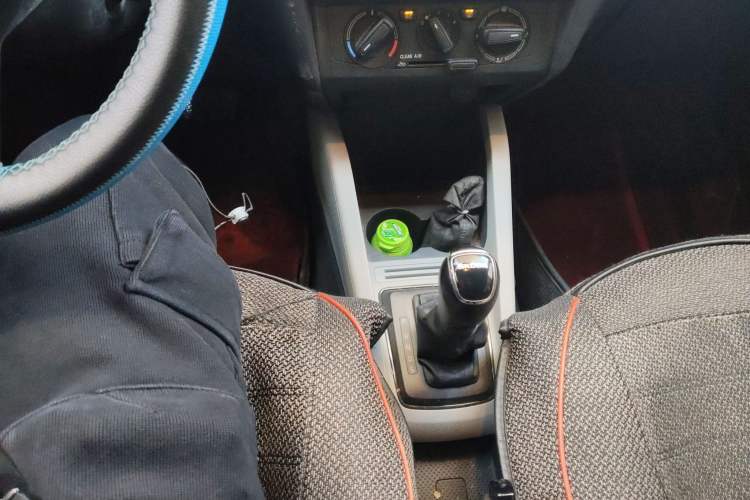 Used Skoda Fabia 2017 1.4L Automatic Car Enjoy Edition
