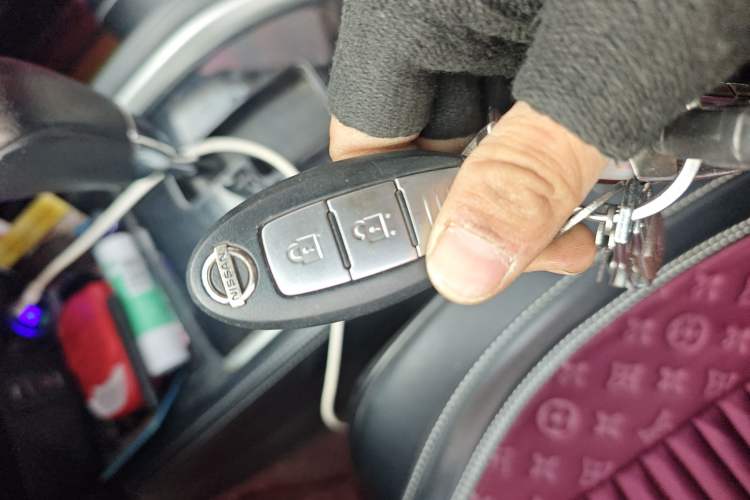 Used Nissan X-Trail 2014 2.0L CVT Comfort Edition 2WD
