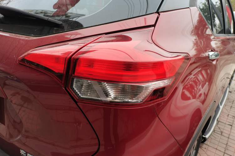 Used Nissan Kicks 2017 1.5L CVT Smart Drive Edition
