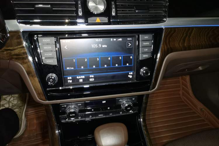 Used Volkswagen Phideon 2018 380TSI Two-Wheel-Drive Flagship Edition
