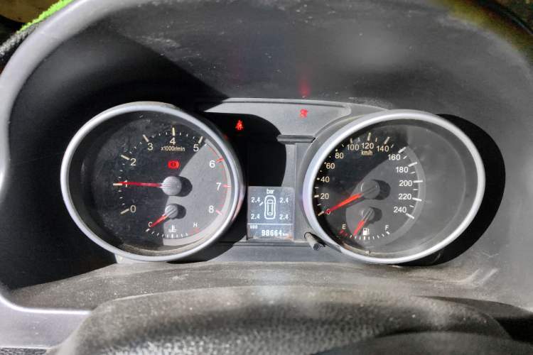 Used Haval H6 2013 Upgraded Model 1.5T Manual Two-Wheel Drive Elite Version