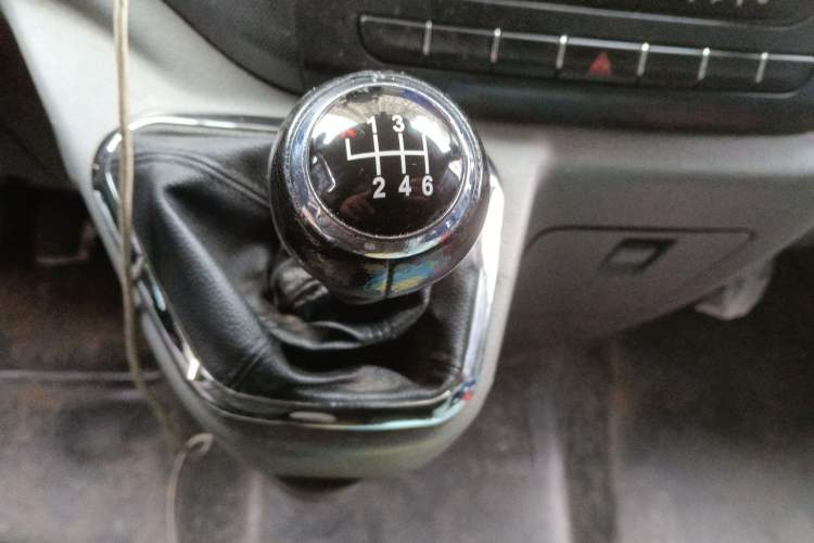 Used Foton Toano 2017 2.8T Facelifted E Van Long Wheelbase 4J28TC3