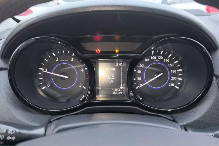 Used JMC Baodian 2020 2.5T Diesel Two-Wheel Drive Comfort Edition Standard Wheelbase JX4D25A6L