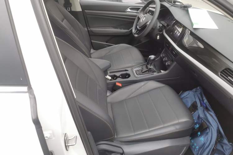 Used Volkswagen Lavida 2021 1.5L Automatic Comfort Edition Right Front Seat