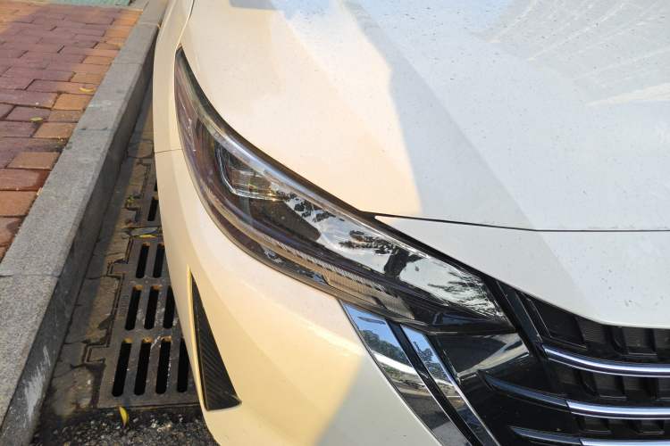 Used Nissan Sylphy 2023 Revised 1.6L CVT Enjoyment Edition Exterior 6