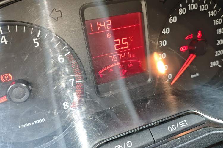 Used Volkswagen Polo 2013 1.4L Manual Fashion Edition
