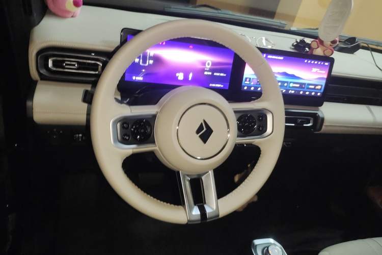Used Baojun Spark 2023 Intelligent Premium Edition Steering Wheel