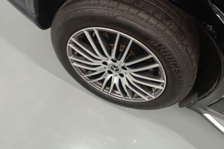 Used Mercedes-Benz GLC 2023 Refreshed GLC 300 L 4MATIC Dynamic Edition 5 Seats Right Rear Wheel Hub