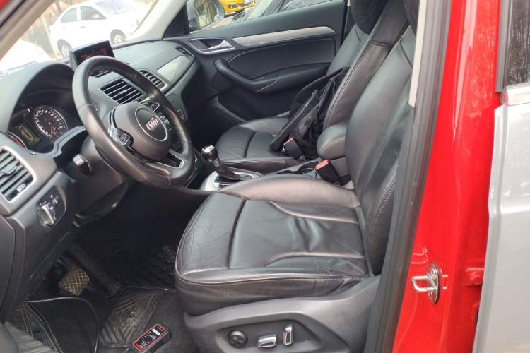 Used Audi Q3 2016 35 TFSI quattro all-wheel-drive style model
