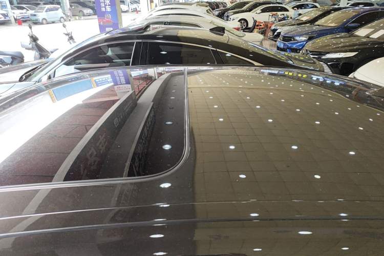 Used BMW 5 Series 2014 525Li Luxury Design Package
