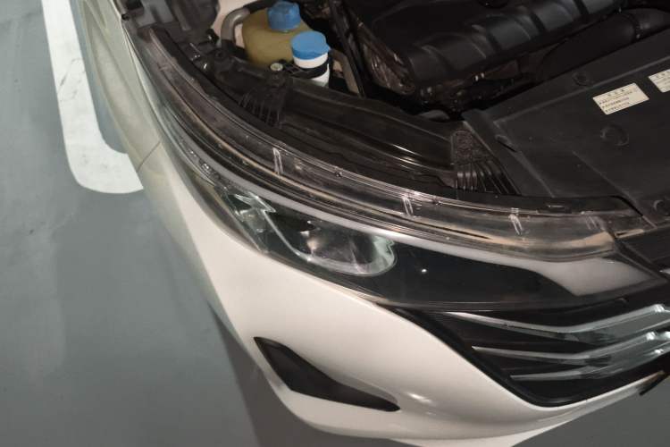 Used GAC Trumpchi M6 2019 270T DCT Luxury Edition (7-seater) China VI Right Front Headlight