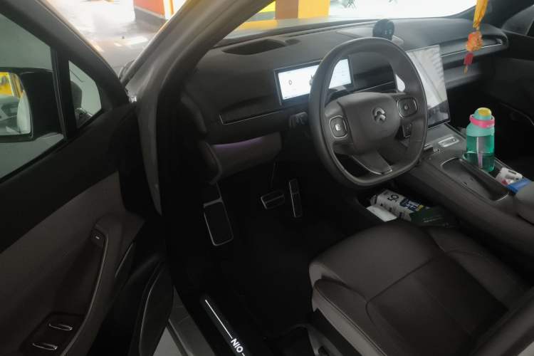 Used Nio ES7 2022 75 kWh Driver Seat