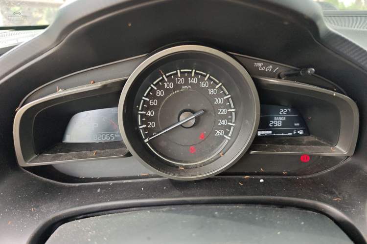 Used Mazda 3 Axela 2017 Sedan 1.5L Automatic Comfort Model Emission Standard China V
