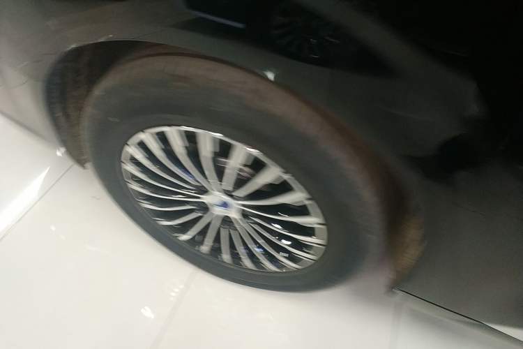 Used Denza D9 2024 DM-i 980 Four-Wheel Drive Prestige Model