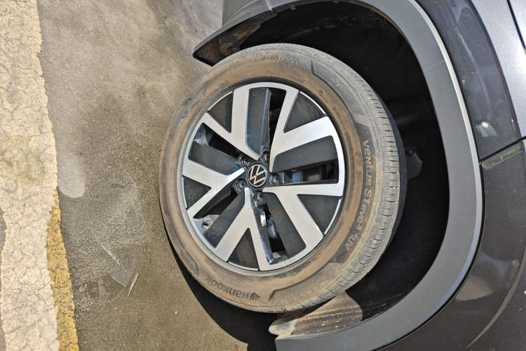 Used Volkswagen Tayron 2023 280TSI Two-Wheel-Drive Luxury Plus Advanced Version Exterior 5