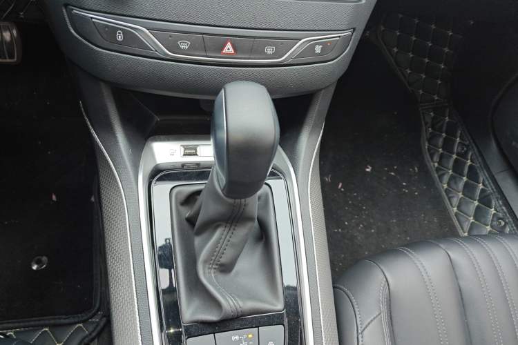 Used Peugeot 408 2020 360THP 10th Anniversary Edition Gear Lever