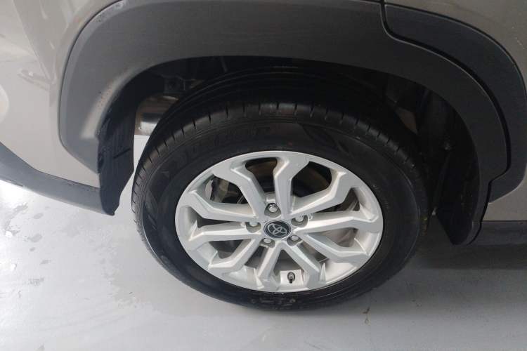 Used Toyota FRONTLANDER 2023 2.0L CVT Elite Edition
