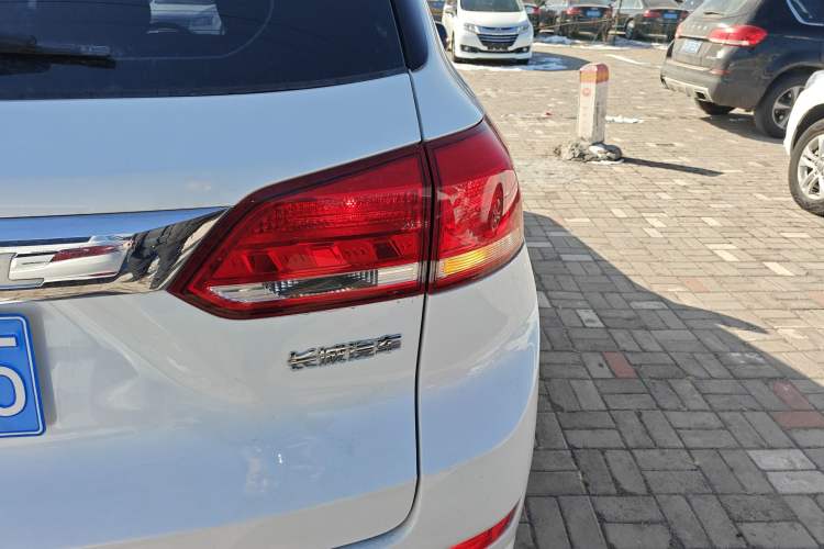 Used Haval H6 Coupe 2018 Red-Label 1.5T Automatic Two-Wheel Drive Luxury Model
