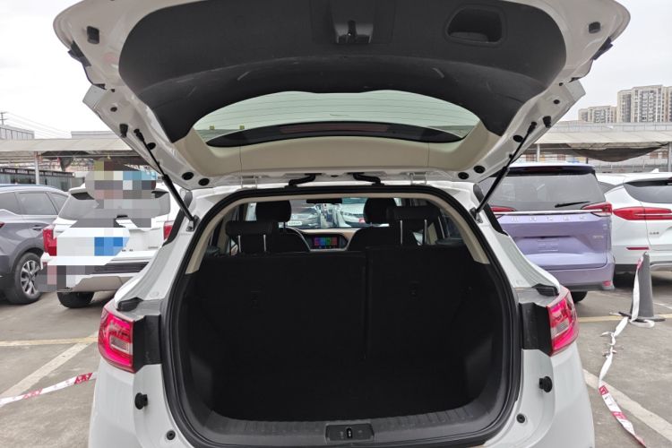 Used Zotye T300 2023 T300L 1.5L Manual Standard Edition