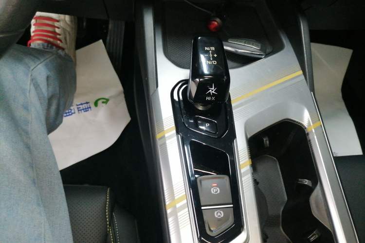 Used Geely Auto Emgrand L HiP 2022 1.5TD-DHT Pro 100KM Super Clean
