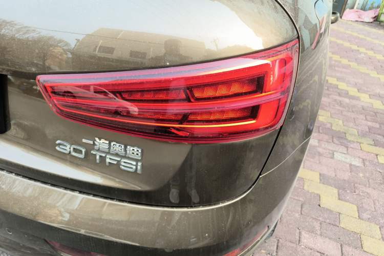 Used Audi Q3 2016 30 TFSI Fashion Model
