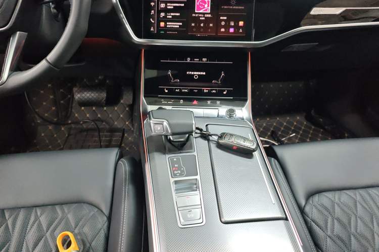 Used Audi A6L 2025 Revised 45 TFSI Prestige Dynamic Edition