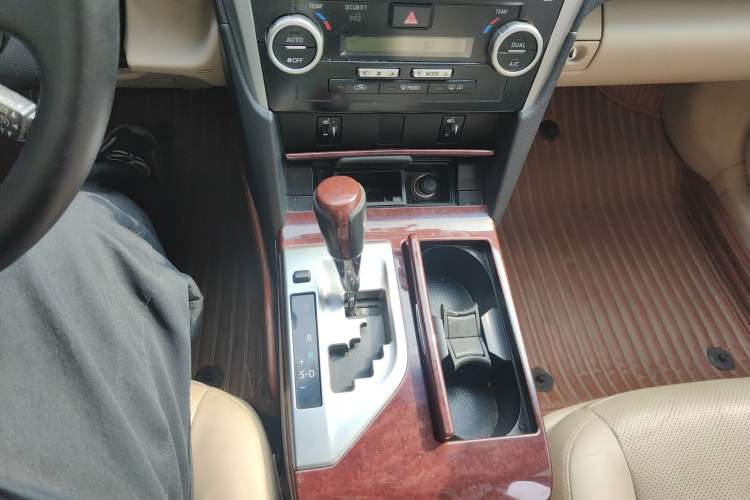 Used Toyota Camry 2012 2.5G Luxury Edition