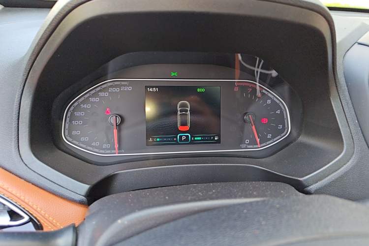 Used Chery Tiggo 7 2016 2.0L CVT Shining Edition Instrument Cluster