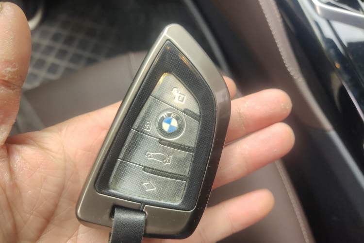 Used BMW 5 Series 2023 530Li Leading Model M Sport Package Vehicle Key