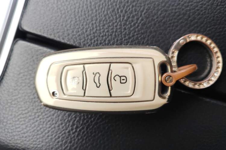 Used Geely Auto Emgrand GT 2017 2.4L Luxury Model