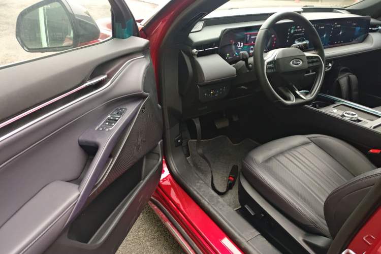 Used Ford Mondeo 2025 2.0T EcoBoost Ultimate Edition
