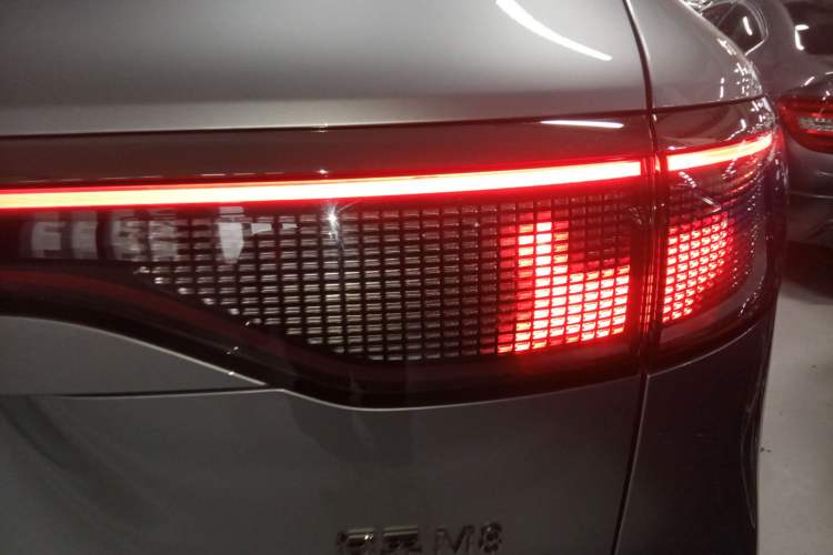 Used Hima AITO M8 2025 Extended-Range Max+ Version 53.4 kWh 5-Seater Edition