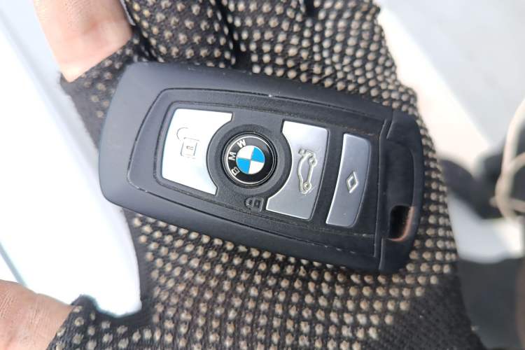 Used BMW 5 Series 2014 525Li Leading Model