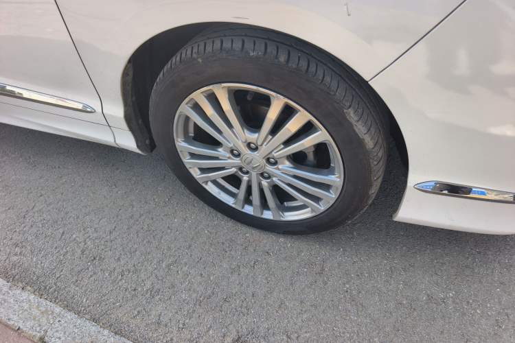 Used Honda Elysion 2016 2.4L Luxury Edition Right Front Wheel Hub