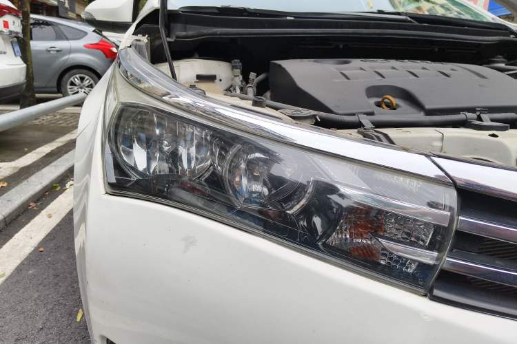 Used Toyota Corolla 2014 1.6L Manual GL