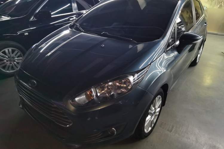 Used Ford Fiesta 2013 Sedan 1.5L Automatic Fashion Edition