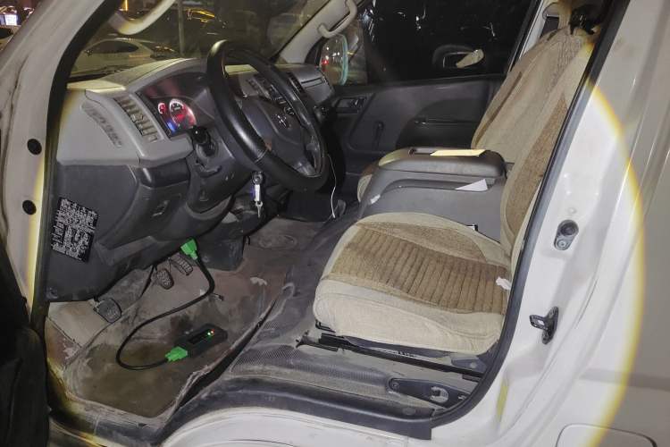 Used Foton Scenic G7 2016 2.0L Commercial Version Short Wheelbase Flat Roof 4Q20M