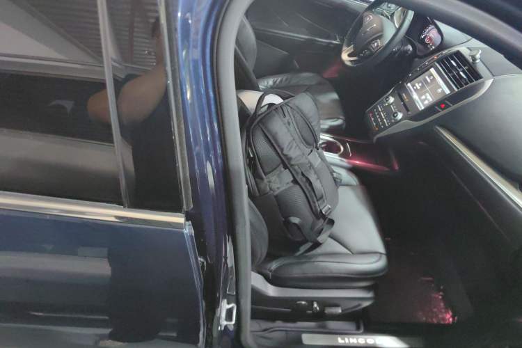 Used Lincoln MKC 2014 2.0T Two-Wheel Drive Deluxe Edition