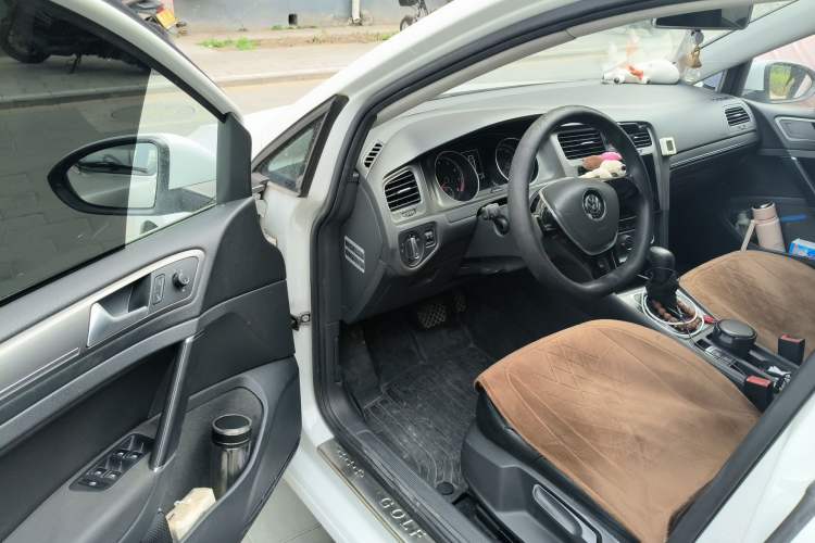 Used Volkswagen Golf 2014 1.4TSI Automatic Comfort Model
