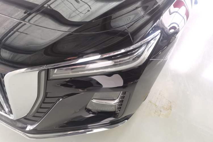 Used Hongqi H5 2025 2.0T Automatic Flag Edition – 500 000 Units Commemorative Version