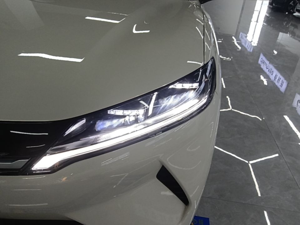 BYD Yuan UP 2025 Model 301KM Leading Version — снимка 8