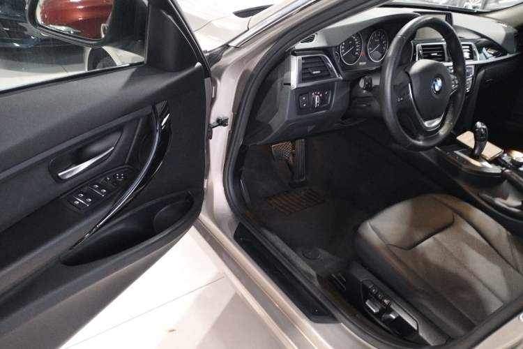 Used BMW 3 Series 2017 320Li Fashion Model Driver Seat