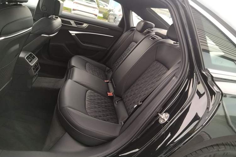 Used Audi A6L 2025 Restyled 45 TFSI quattro Prestige Dynamic Edition