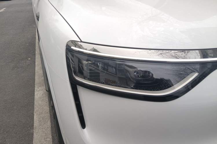 Used Hima AITO M8 2025 Extended-Range Ultra Version 53.4 kWh 6-Seater Edition
