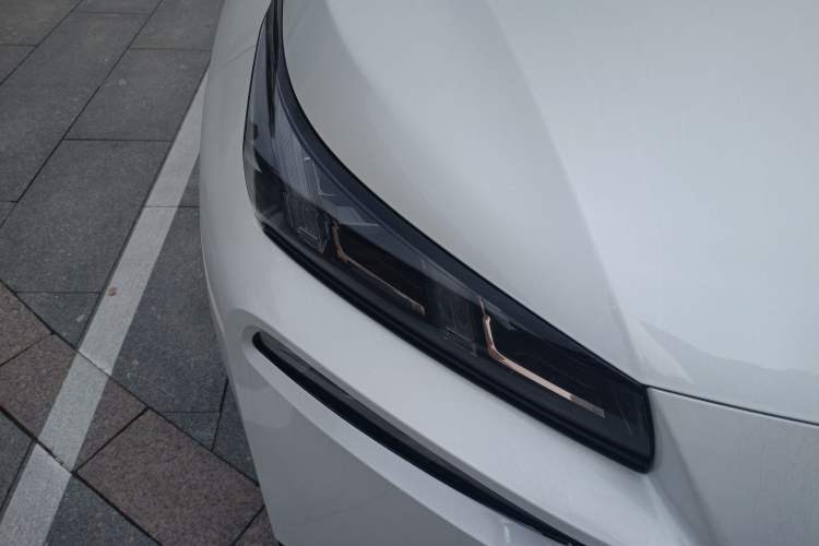 Used AION V 2024 Plus 70 Star Edition Lithium Iron Phosphate
