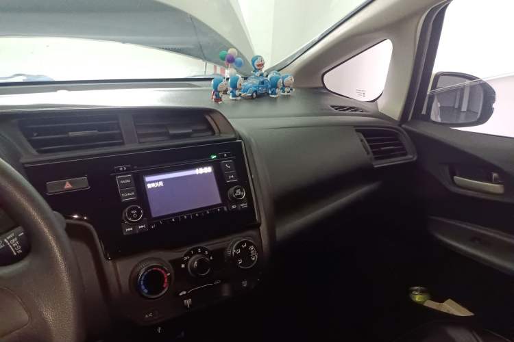 Used Honda Fit 2018 1.5L CVT Comfort Version Audio And AC Panel