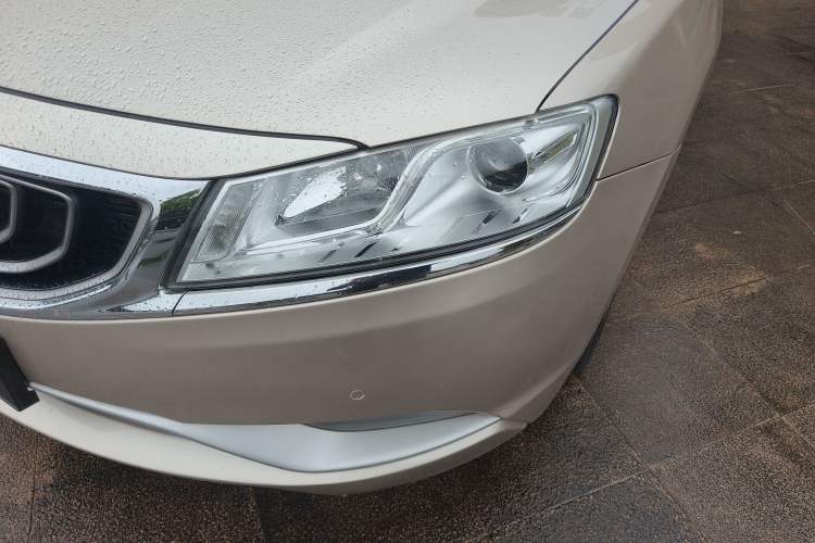 Used Geely Auto Emgrand GT 2016 1.8T Zunya Model Left Front Headlight