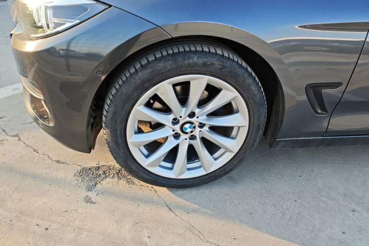 Used BMW 3 Series GT 2018 320i Sport Edition